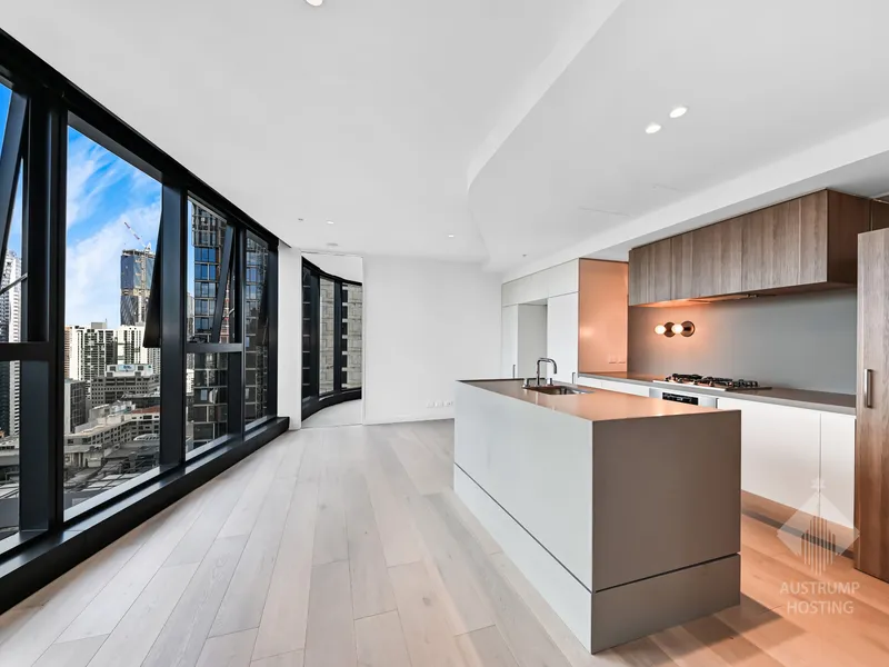 Two-Bathroom Apartment @Queens Place