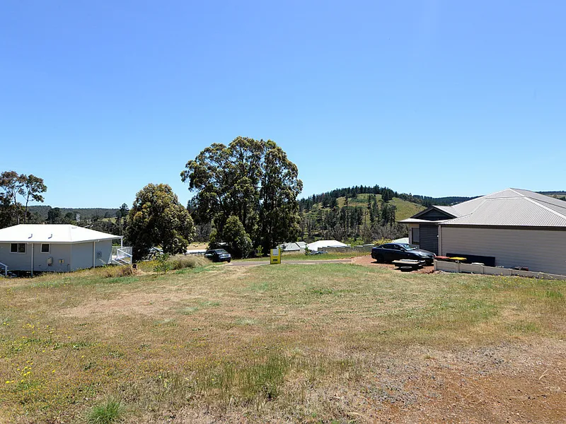 737sqm with Country Outlook