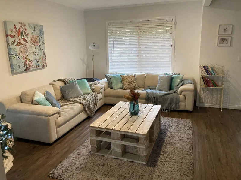 Recently renovated Kensington home with solar savings