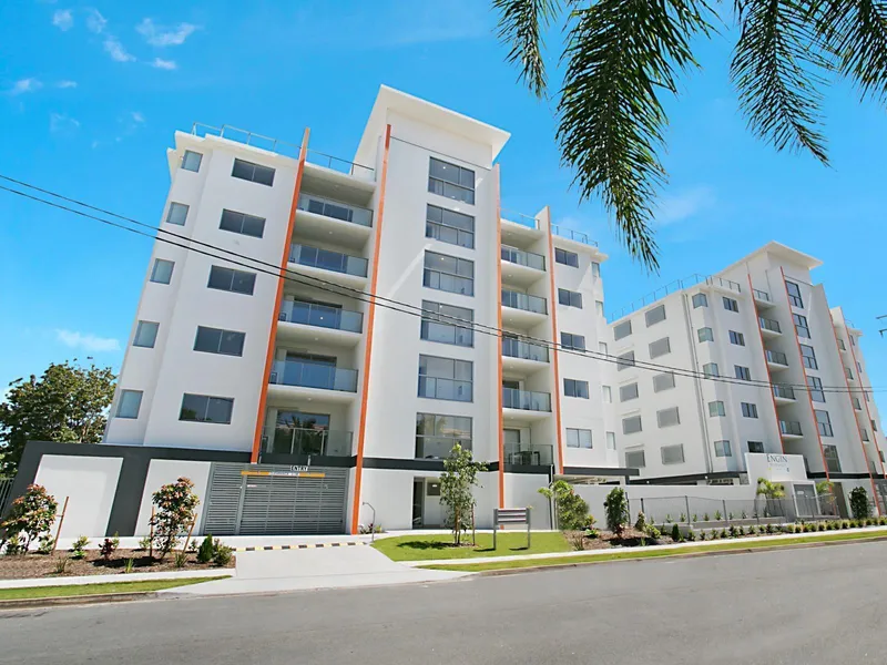 One bedroom plus study in Labrador