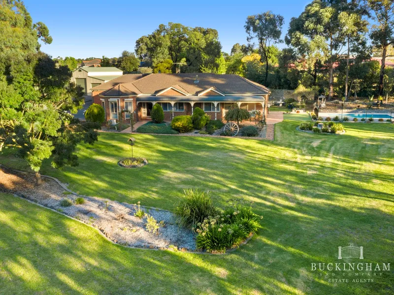 Gorgeous Family Home in Golf Links Estate