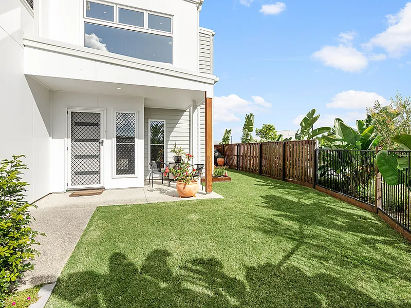 House Size Duplex with Great Yard!