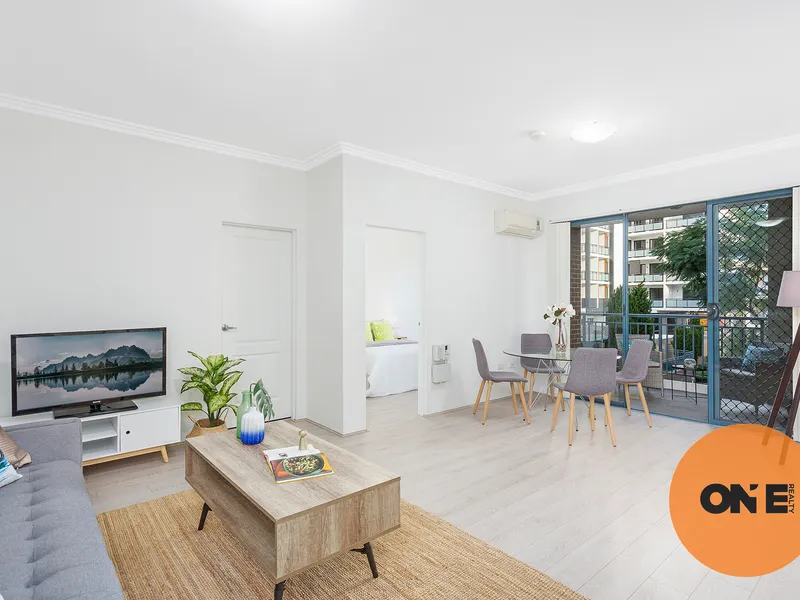 FULL BRICK 2 BED UNIT | LOW STRATA