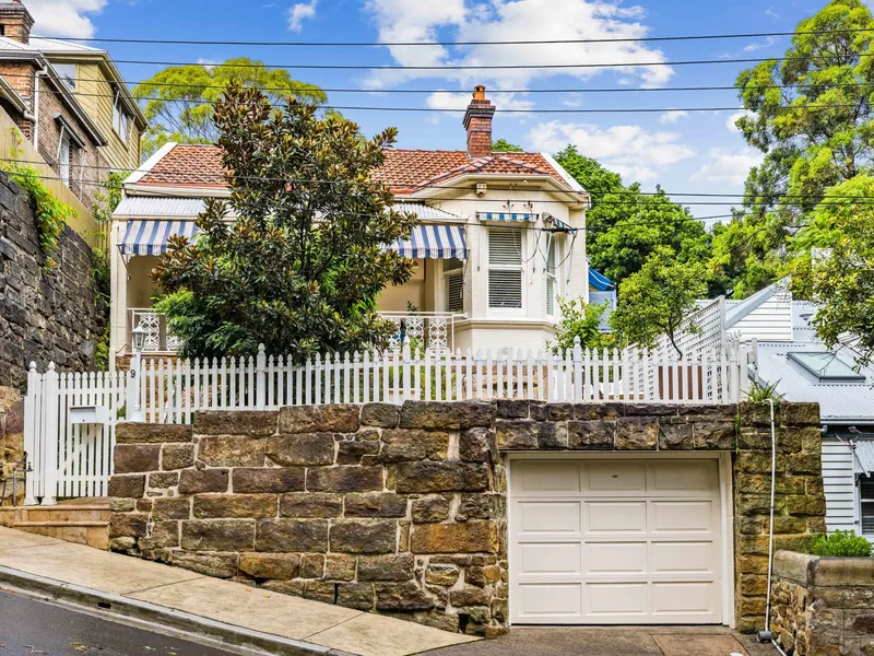 Charming double front Federation residence on 304sqm