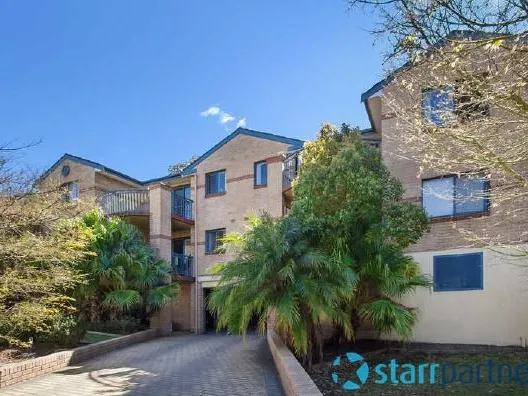Stunning 2 Bedroom Unit with Air Conditioner, Gas Cooking and a Secure Garage
