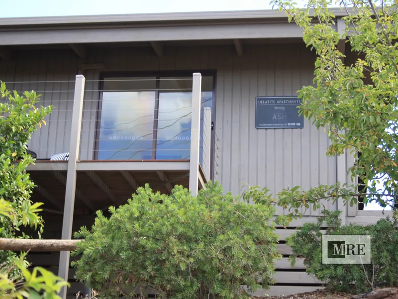 ASH BLOCK - DELATITE APARTMENTS - MERRIJIG