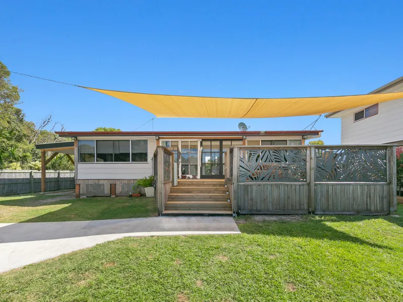 890m² Beachmere Opportunity