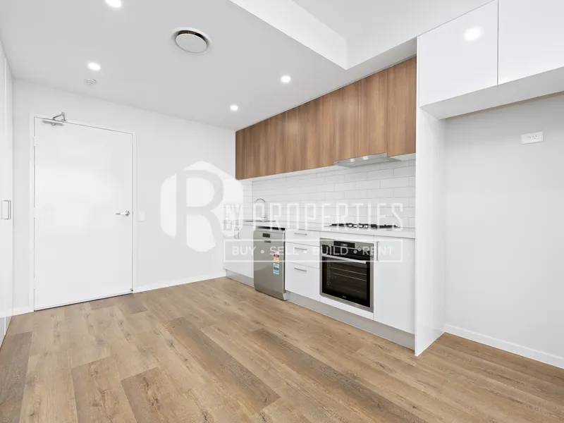 2 BED 2 BATH 1 CARPARK