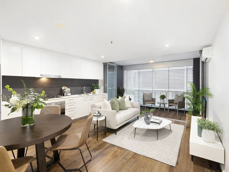 Contemporary living in a superb lifestyle location