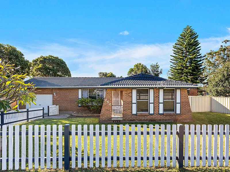 704m2 With Rear Yard Access!