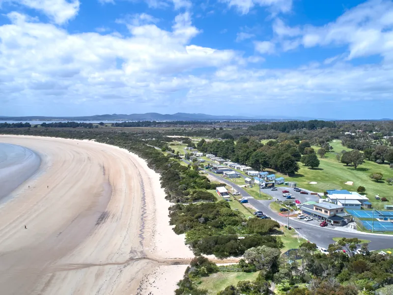 Own your own Business, Live upstairs Beach side Living
