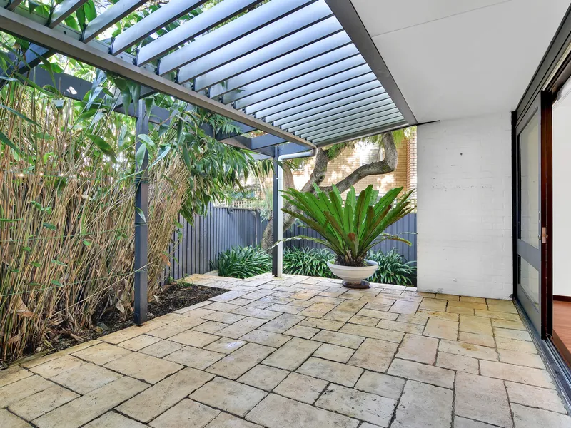 North facing townhouse in sought after location