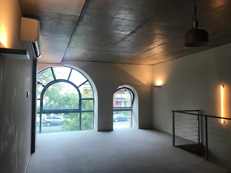 Two bedrooms loft apartment in East Melbourne
