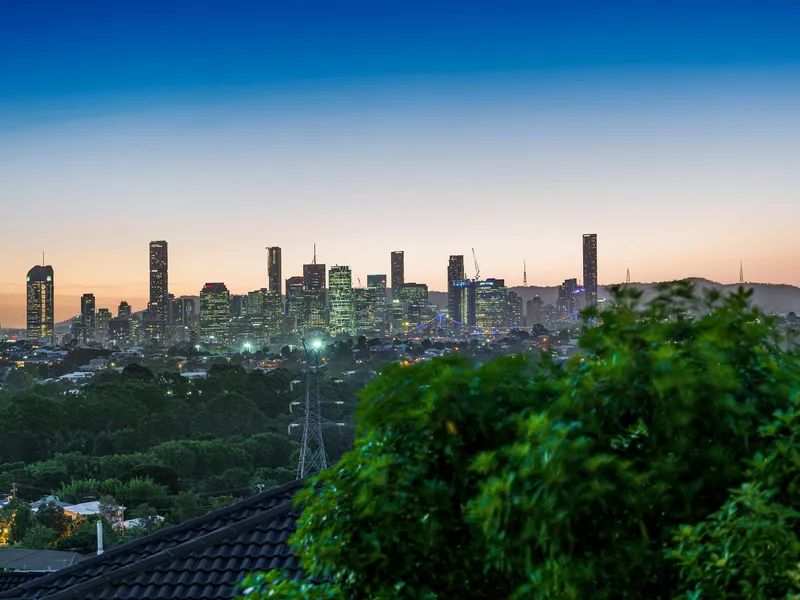 Executive Living with Brisbane Skyline Views