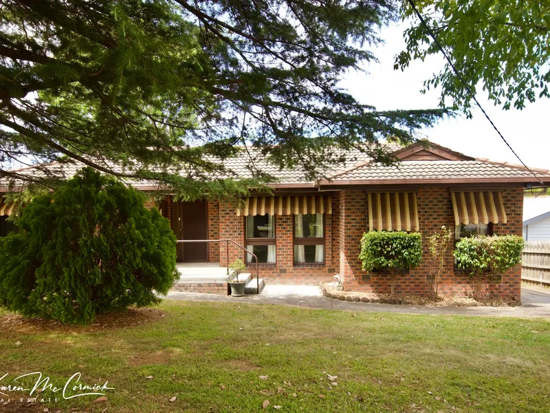 Solid Brick home on 890m2