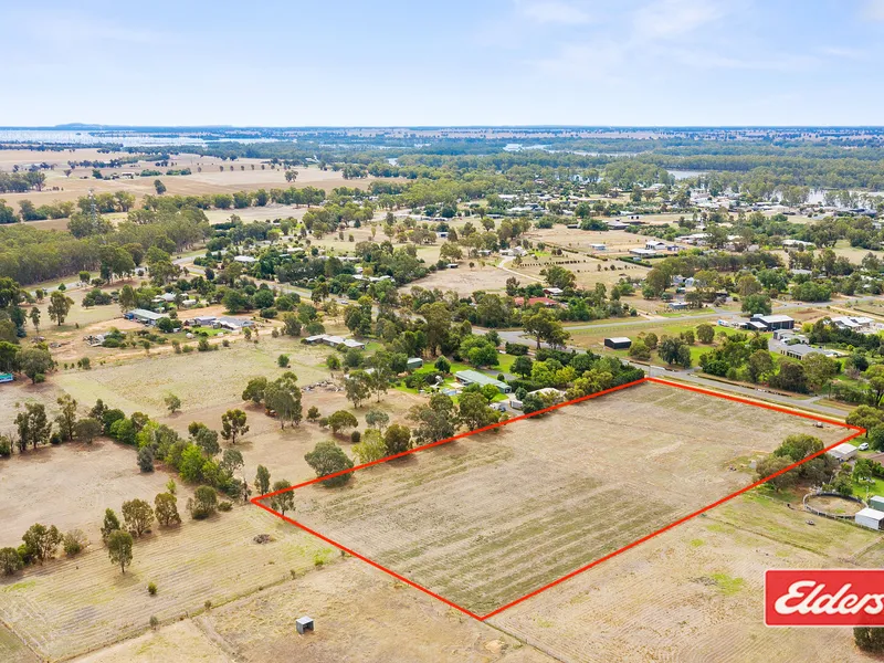 LIFESTYLE OR DEVELOPMENT OPPORTUNITY!