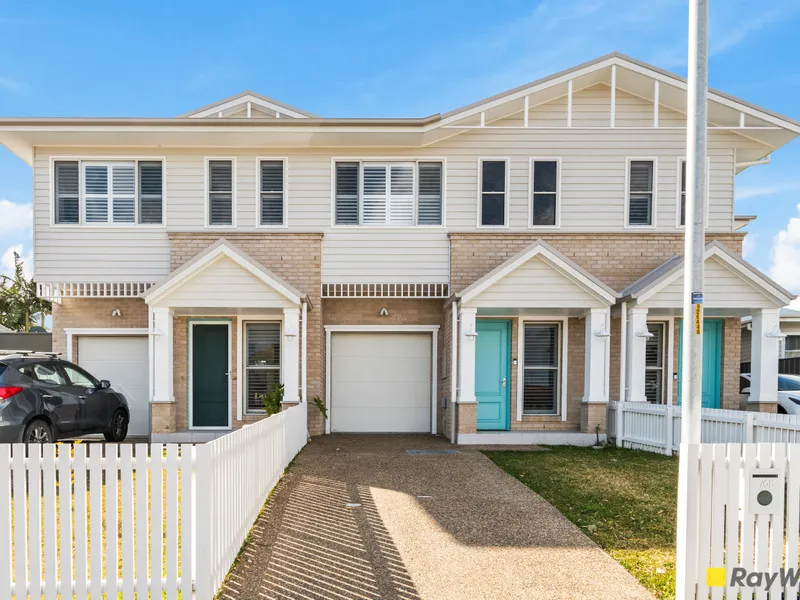 Bulli - Stunning 3 bedroom townhouse