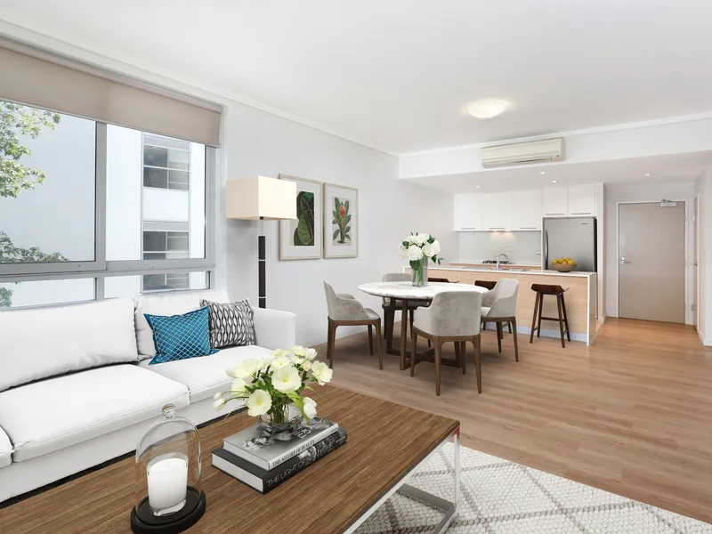 Spacious Apartment Offers Resort Lifestyle