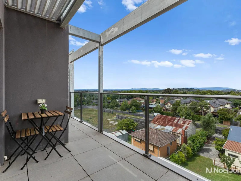 Heart Of Mitcham Lifestyle, Magnificent Views  