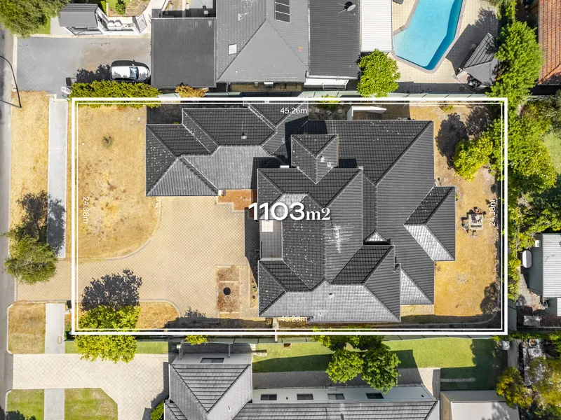 1103 SQM - R40 - RENOVATE OR REDEVELOP