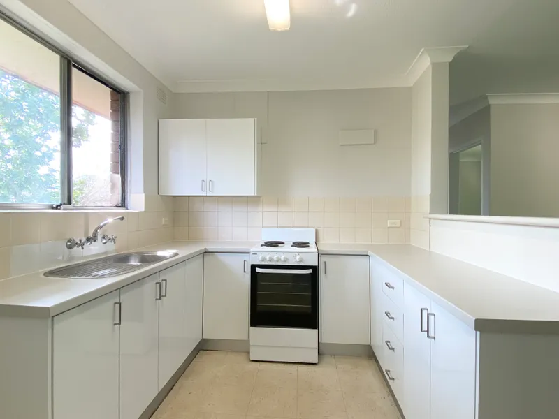Renovated Two Bedroom Unit in Security Block