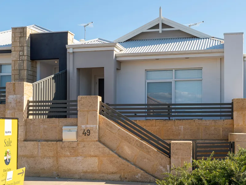LOOKING FOR EASYCARE LIVING ?