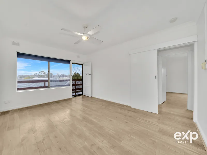 Charming 2-Bedroom Unit in Prime Windsor Gardens Location