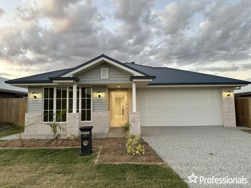 BRAND NEW OPULENT FAMILY LIVING