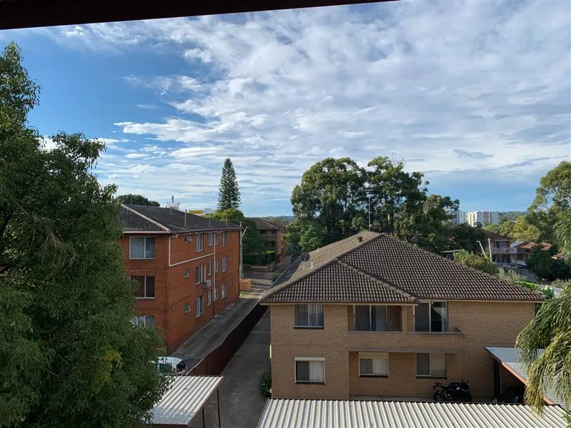Newly renovated three bedroom apartment in a convenient location