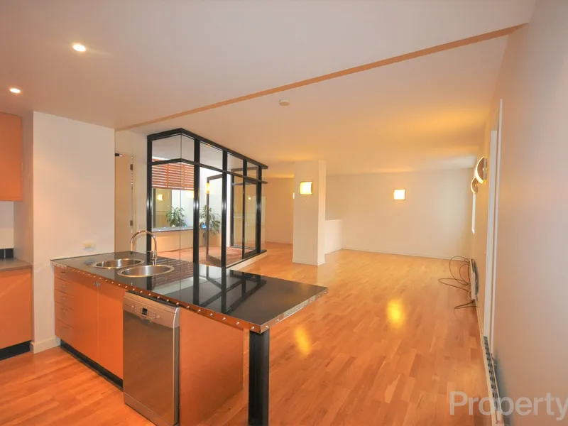 Size Matters - Huge Three Bedroom