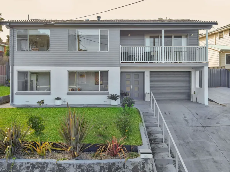 A Statement of Glamour!