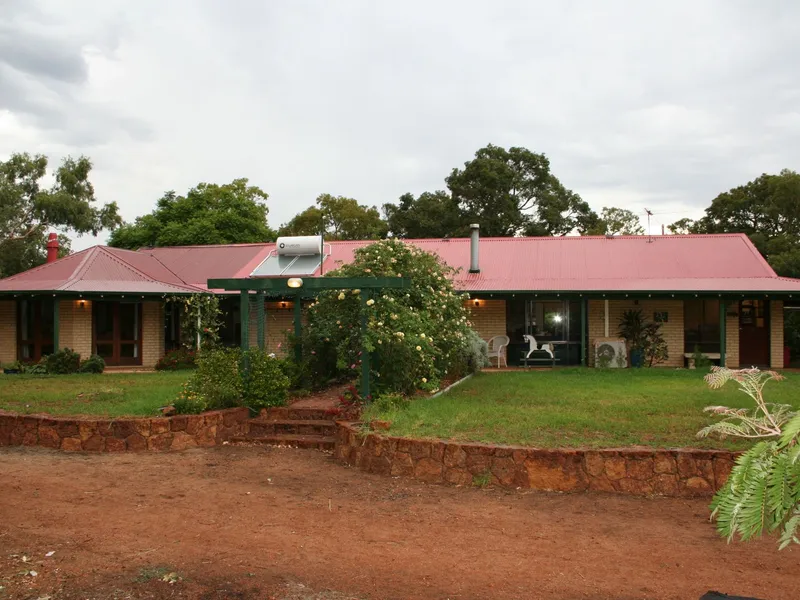 Self-Sufficient Permaculture and Lifestyle Property with Professional Equine Facilities
