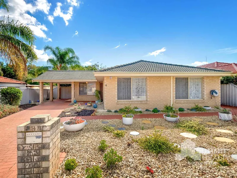 NEAT & TIDY – READY TO MOVE IN