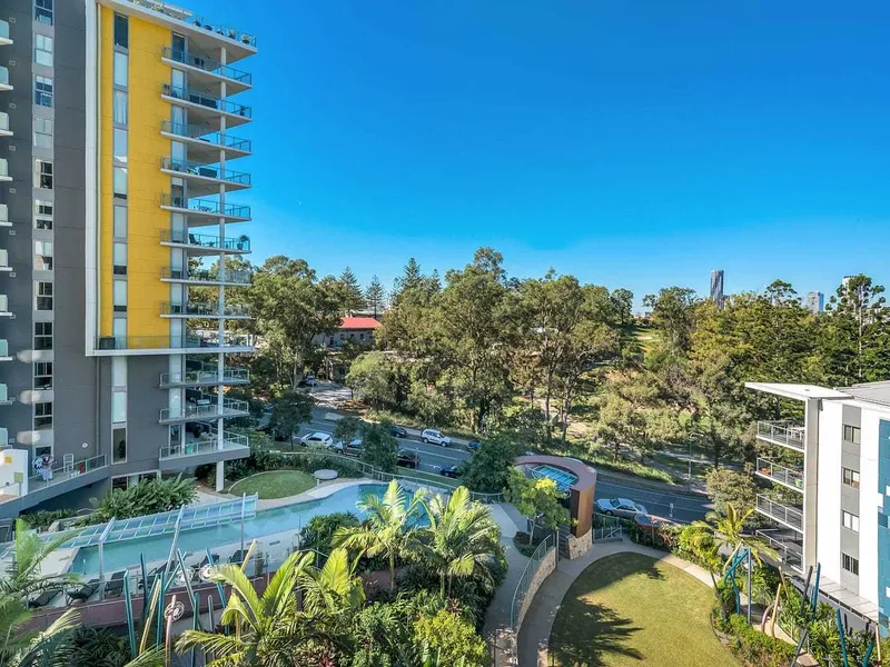 Pet friendly complex!