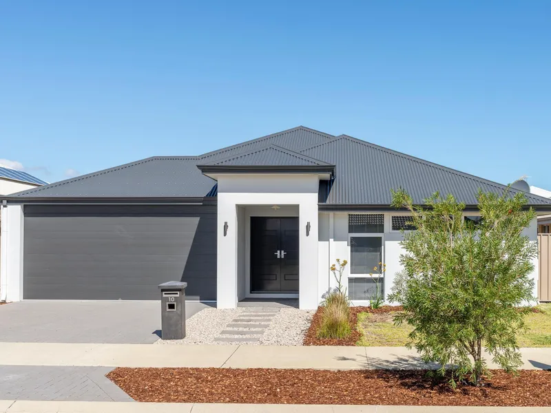 Beautiful family home, nothing to do but move in and enjoy