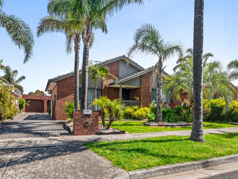 A Fantastic Family Entry In Magnificent Mill Park