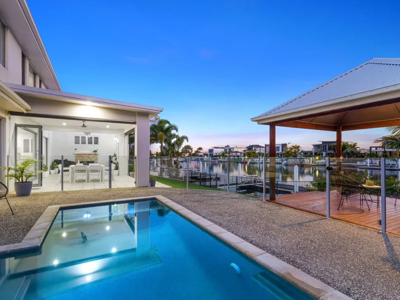 GRAND HOME WITH 24M CANAL FRONTAGE