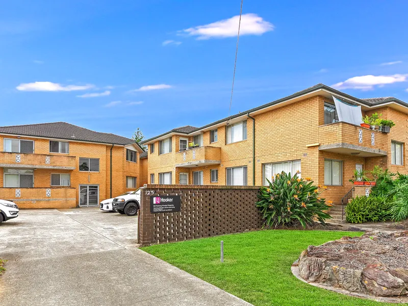 Inspect Saturday 11-11:45am or By Appoint Call 0417304060