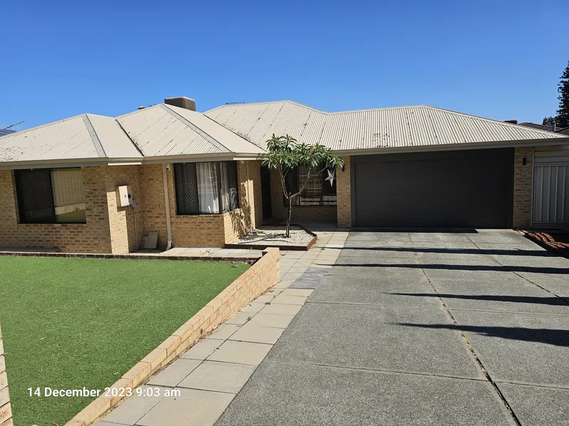 Family Home with Pool in Rossmoyne Zone!!!