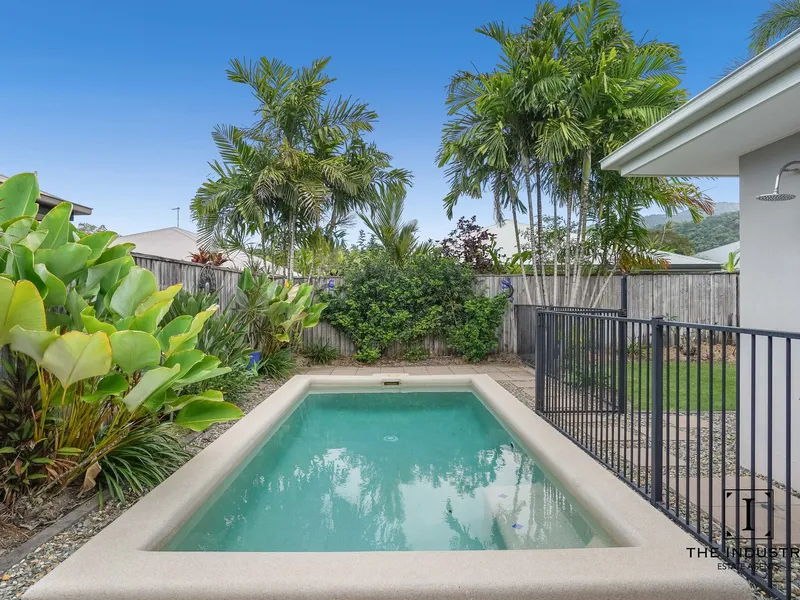 Low Maintenance | Inground pool | Conveniently located