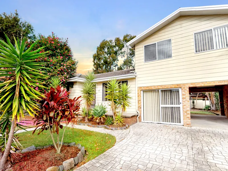 SPACIOUS FAMILY HOME - GREAT LOCATION!