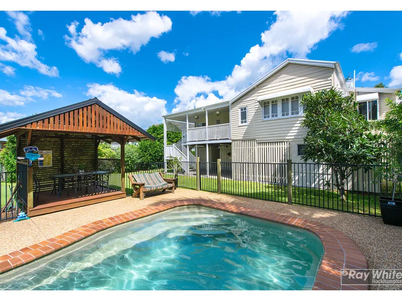 Fully Renovated, Classic Queenslander