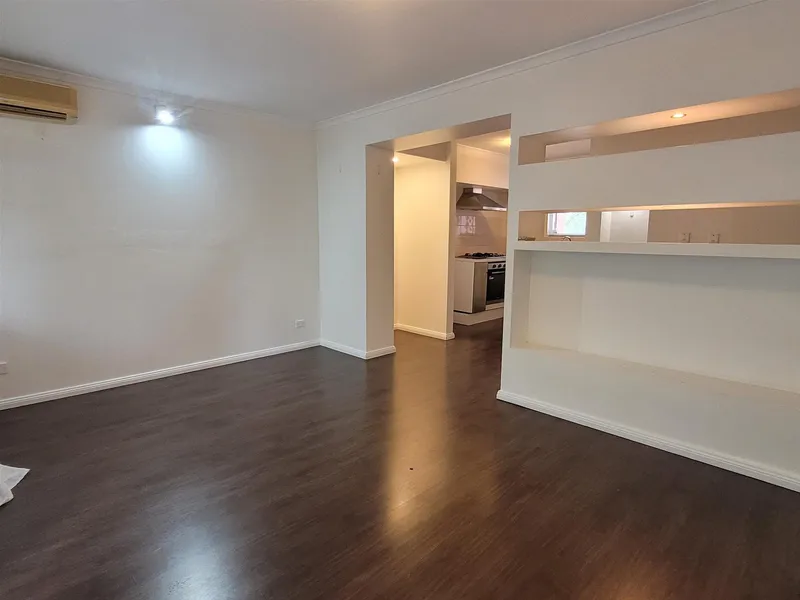 MODERN 2 BEDROOM UNIT CLOSE TO CITY