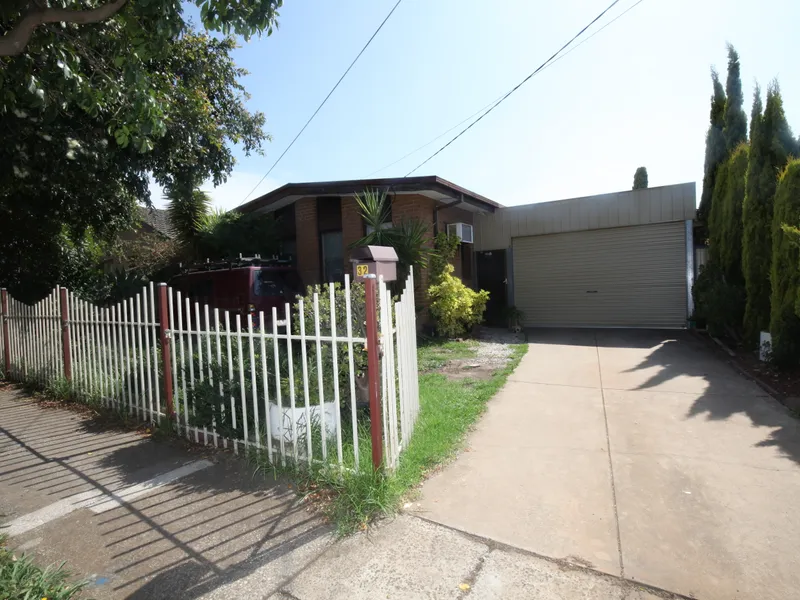 Owner is up Sizing need quick sale now Prime Location - Close to Brimbank Shopping Centre