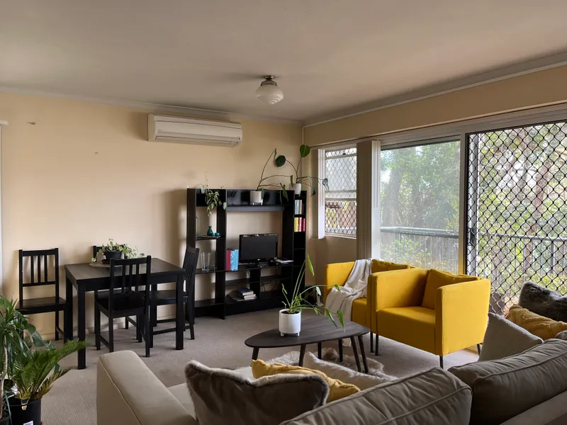 TWO BEDROOM UNFURNISHED UNIT WITH PRIVATE COURTYARD IN PADDINGTON