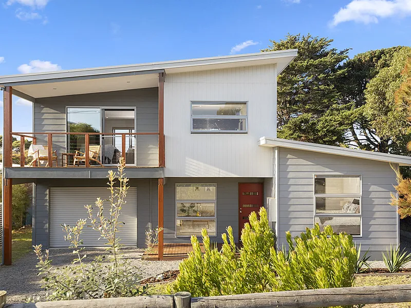 Contemporary Coastal charm