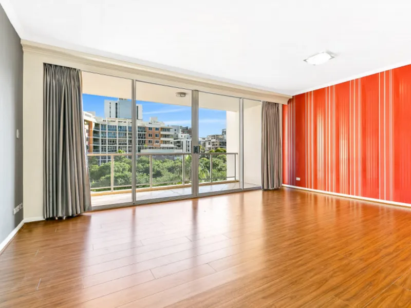 UNDER CONTRACT - FOR SIMILAR PROPERTIES visit: amsure.com.au