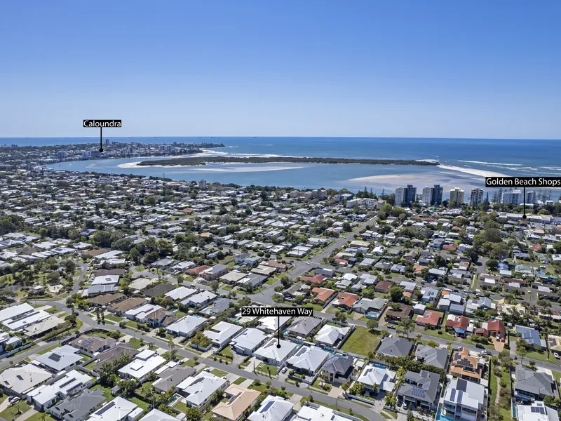 LOWSET EXECUTIVE STYLE HOME JUST LIKE NEW