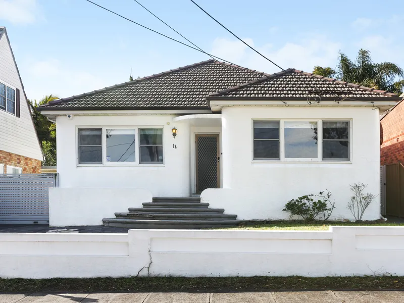 Well presented home in a sought after location - 6 month lease
