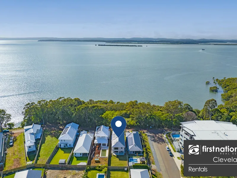 Brand new home a stones throw from the water in Redland Bay!